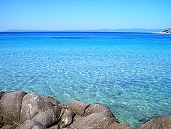 Παραλία Κληματαριά στον όρμο της Συκιάς.